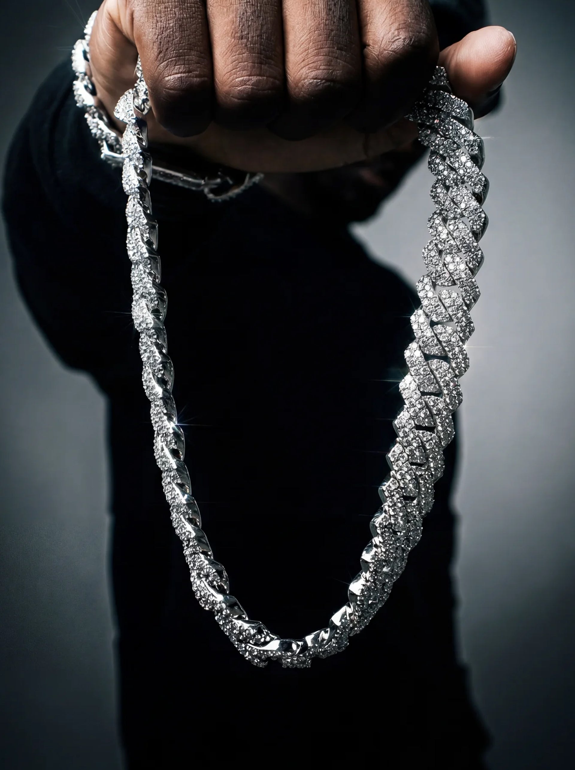 COME ABBINARE UNA COLLANA CUBAN