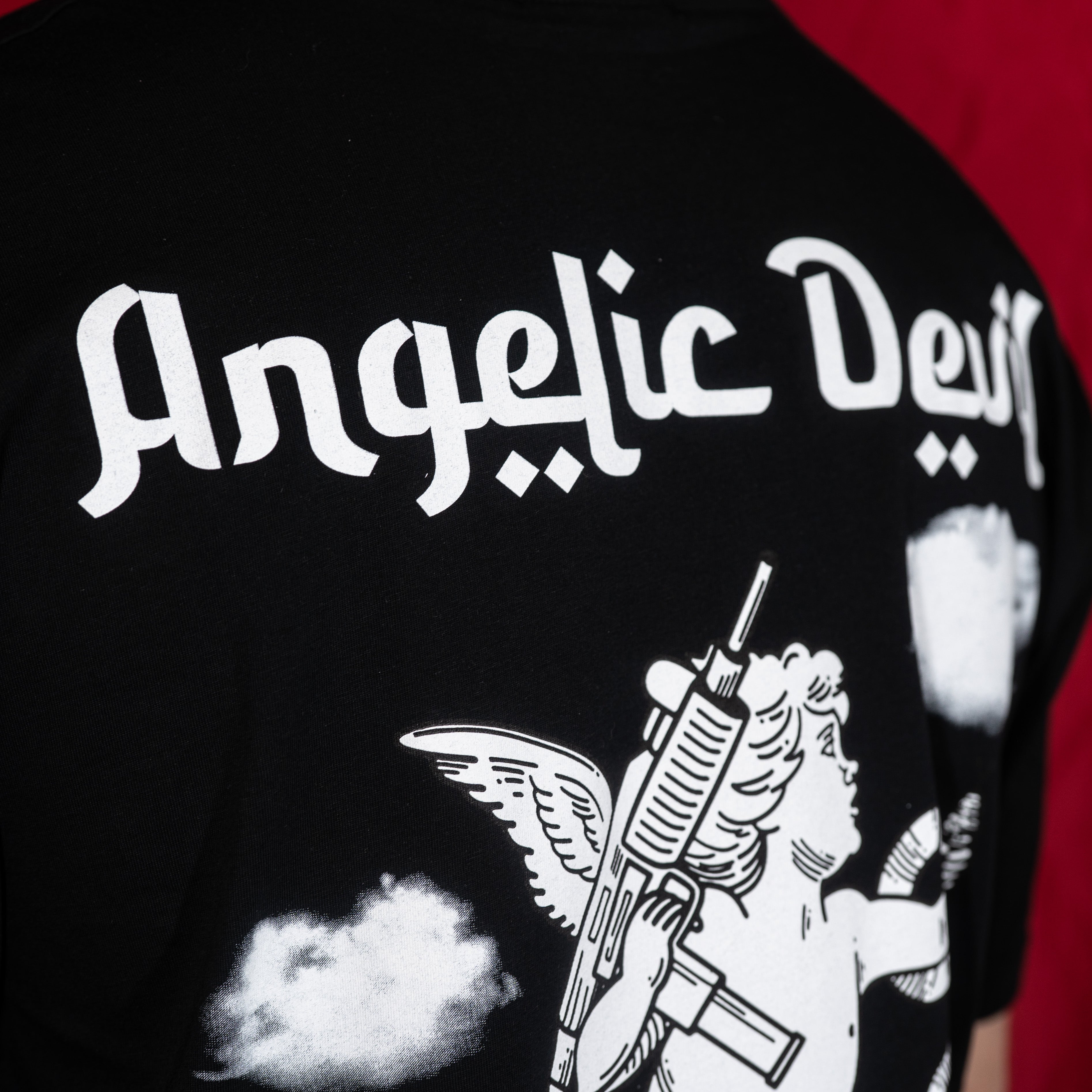 T-Shirt Angelic Devil - Nera